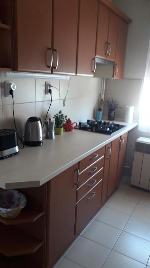 Annika Apartman Eger Exterior foto